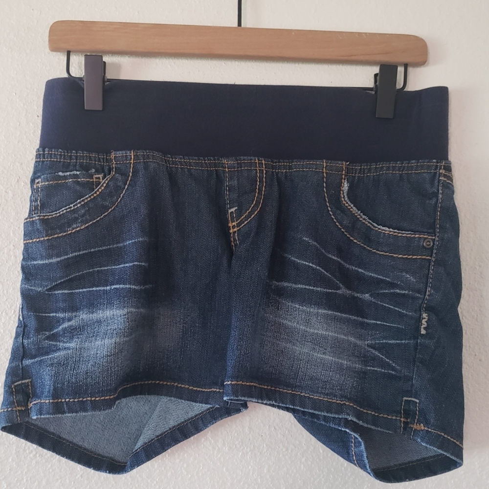 DUO MATERNITY Dark Wash Denim Jean Shorts